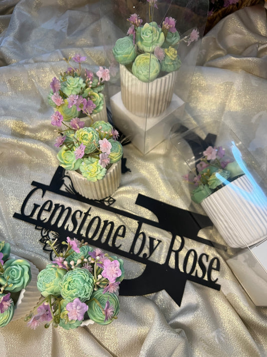 Medium size /fluted tray/ Fresh Linen and cotton scents