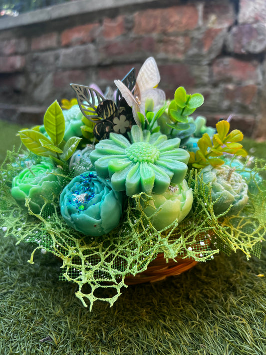 Candle/wax melt basket