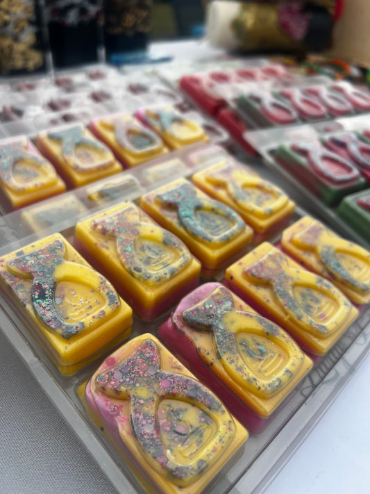 Large size wax melts