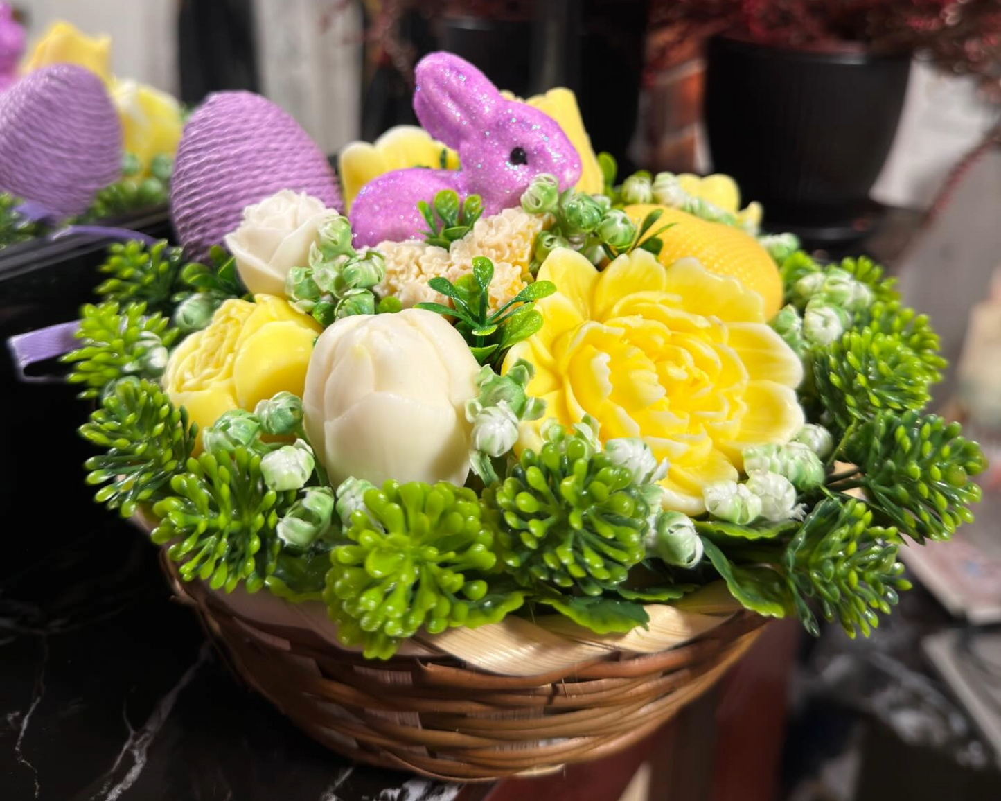 Easter basket - Yellow